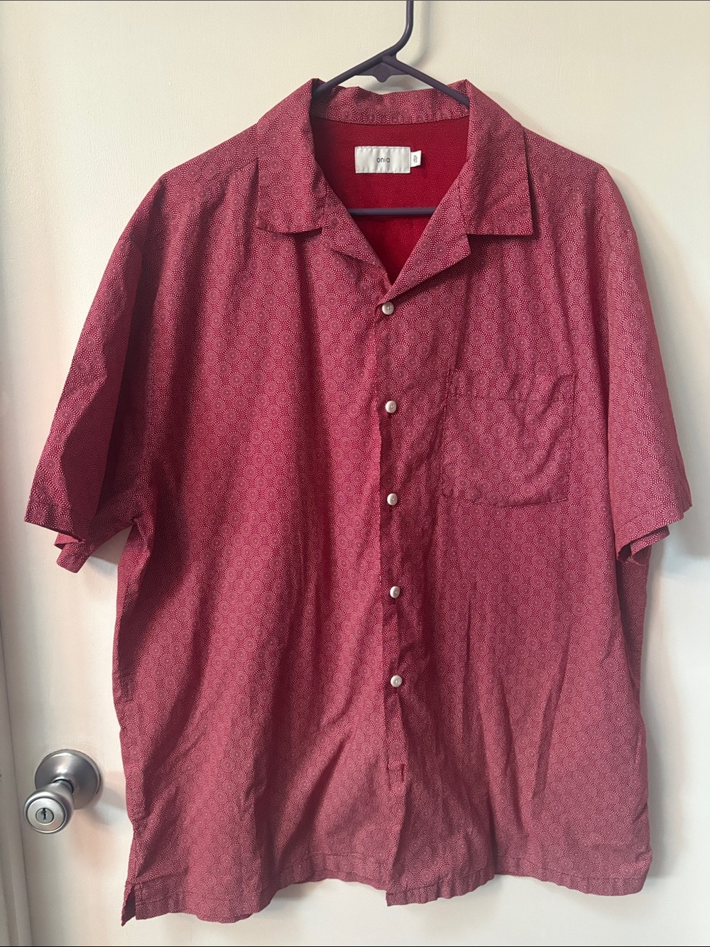 Onia Men's Short-Sleeve Button-Down Shirt in Maroon with Micro Pattern